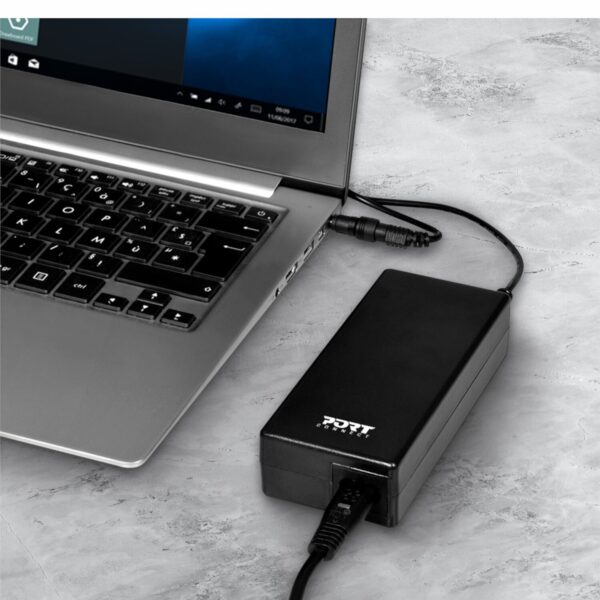 Port Connect 90W Notebook Adapter Universal - Black - Image 2