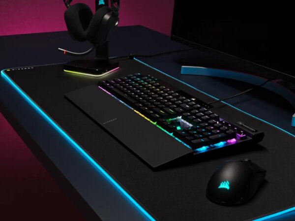 Corsair K70 RGB PRO Mechanical Gaming Keyboard - CHERRY MX SPEED Silver Keyswitches - Black - Image 31